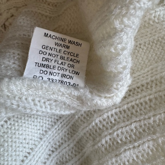 Haband! Size Large Cozy White Cable Knit Button Down Cardigan Sweater Cottage - Picture 4 of 5